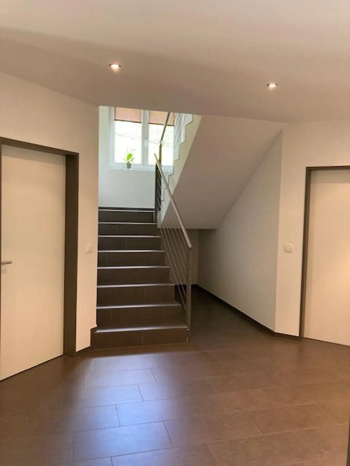 In affitto casa a terrazza 5.5 stanze in una bella posizione. - Foto 12 di 18