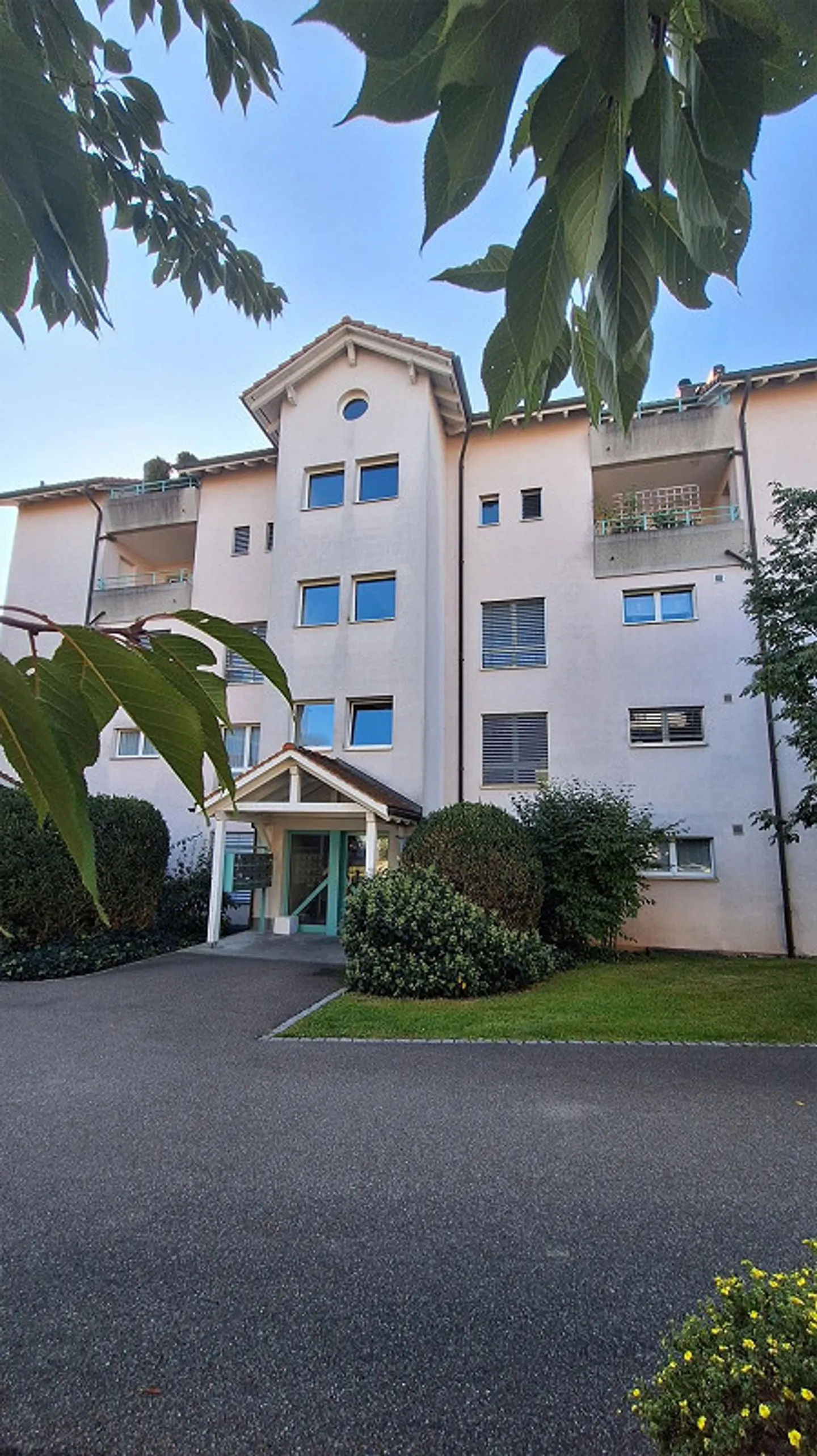Appartamento 4.5 locali, 1° piano con grande balcone - Foto 1 di 17