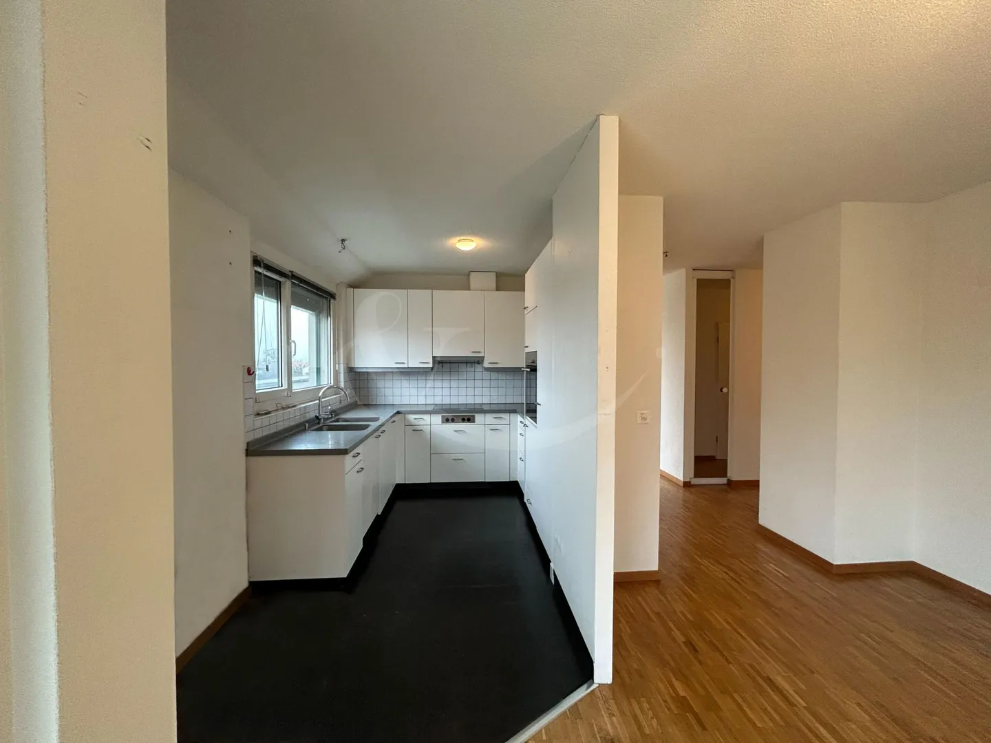 Exklusives Dachgeschoss, das die gesamte Etage einnimmt, mit großer Terrasse im Herzen von Perly - Foto 4 von 13