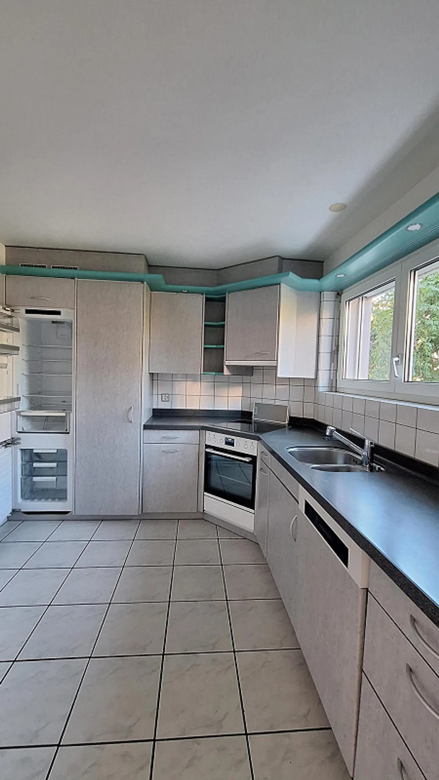 Appartamento 4.5 locali, 1° piano con grande balcone - Foto 2 di 17
