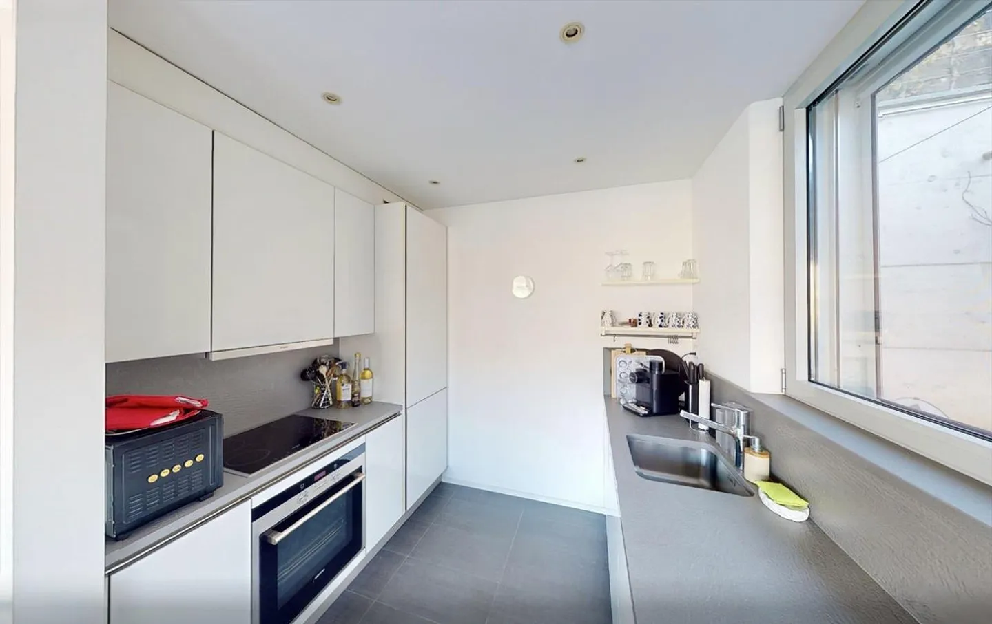 Élégante maison avec vue sur le lac et terrasse - Photo 7 sur 24