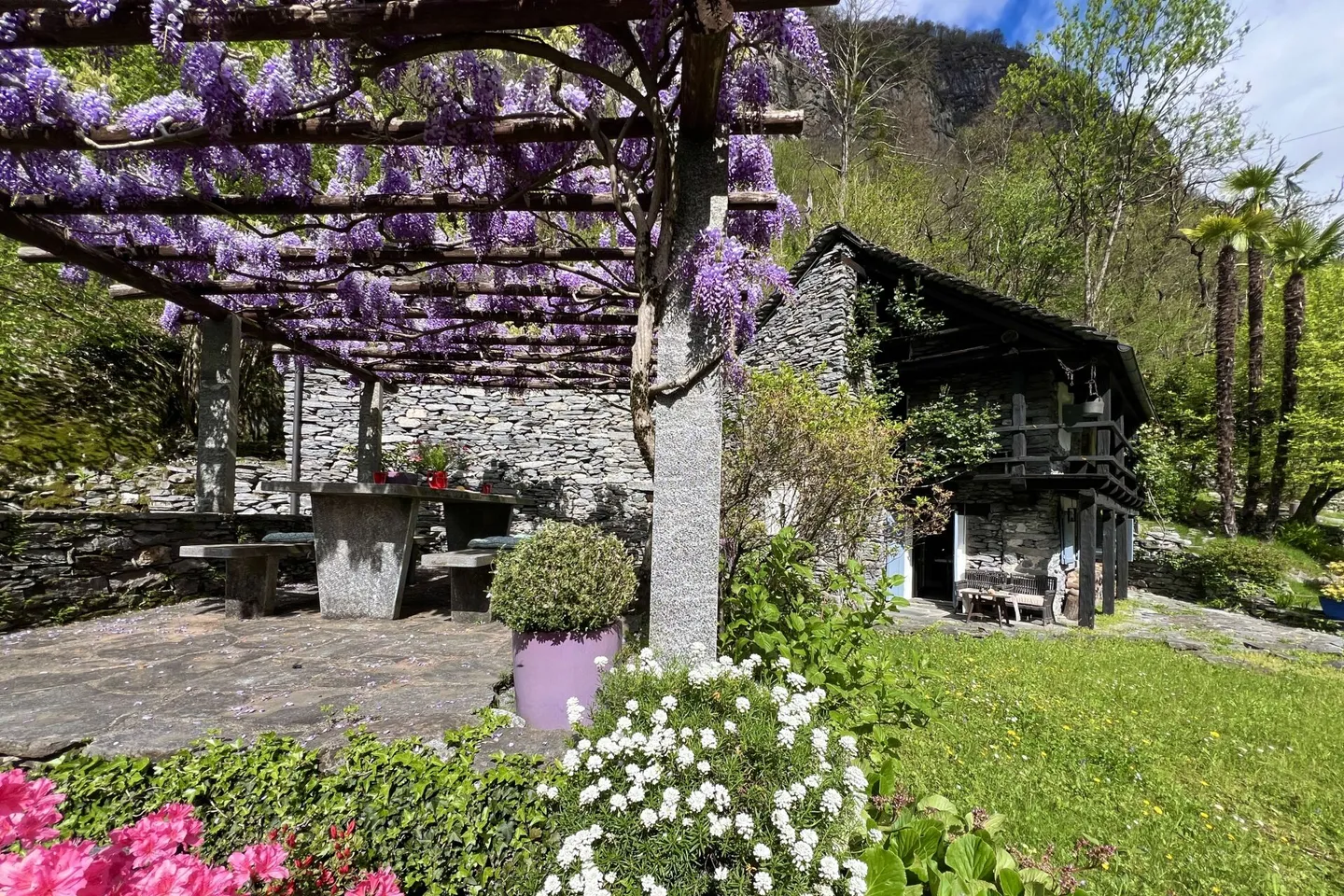 VERKAUFT ! Romantisches Rustico mit herrlichem Grundstück - Foto 18 von 47