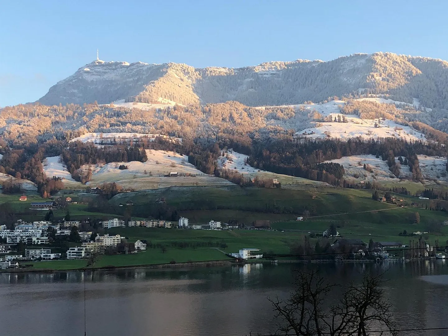 3.5-room apartment with stunning views - Photo 1 of 11