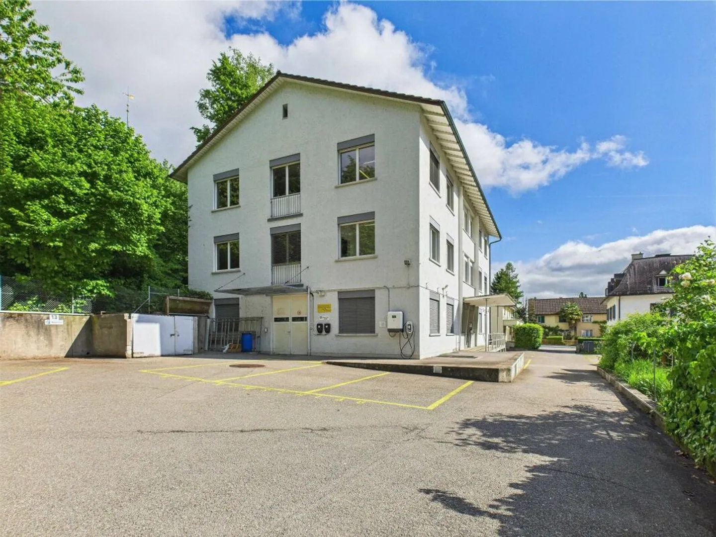 Espaces de bureau attrayants au cœur de Zurich-Seebach - Photo 2 sur 12