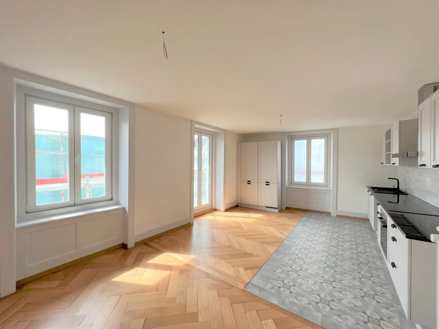 Appartement rénové 4 pièces - Photo 5 sur 8