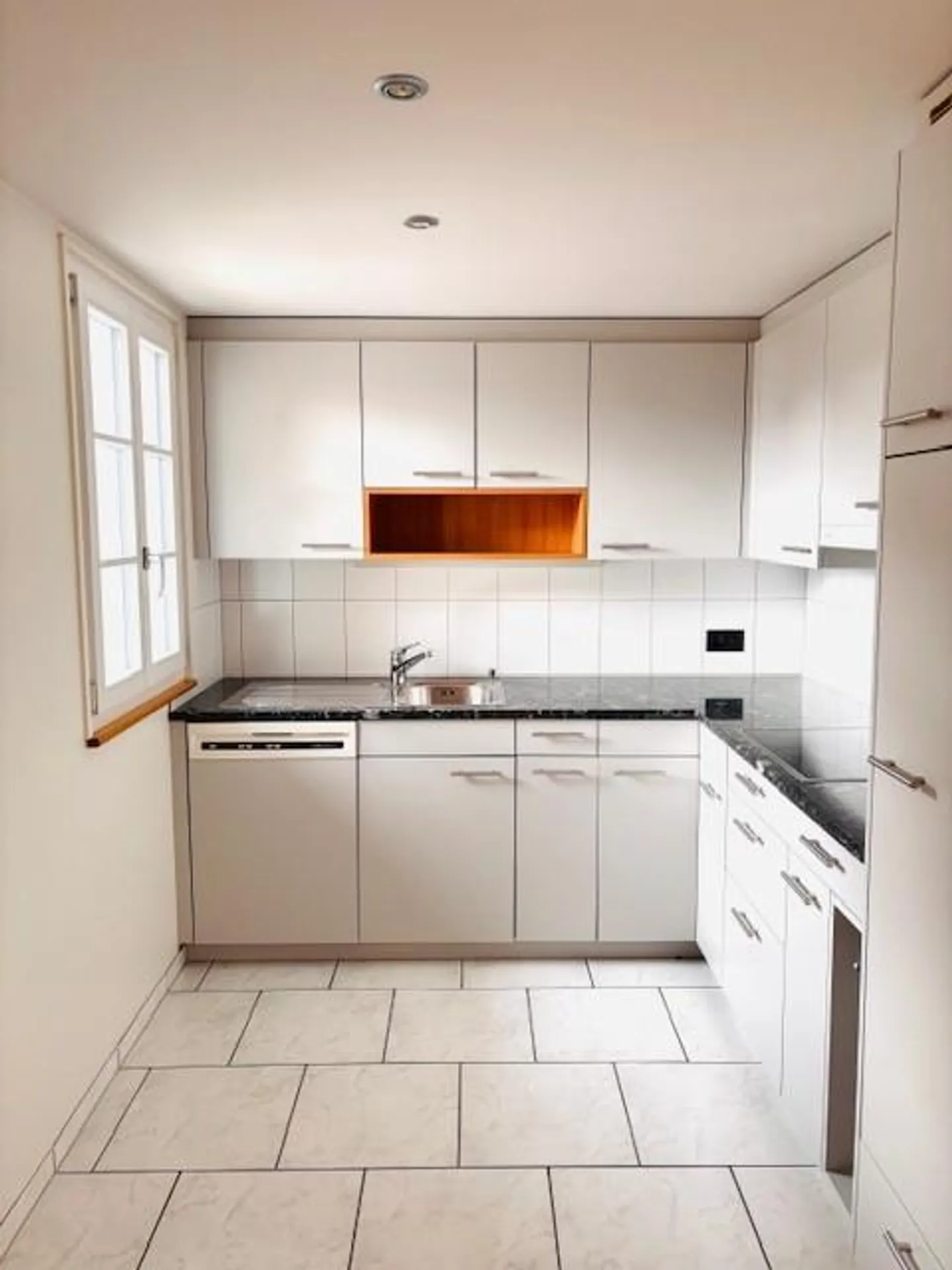 3.5-room apartment with stunning views - Photo 4 of 11