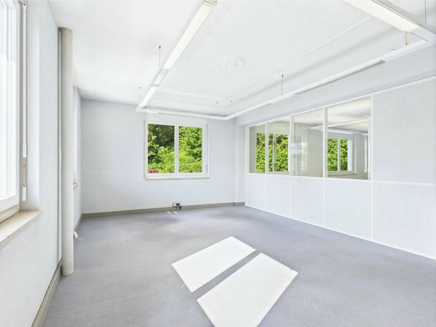 Espaces de bureau attrayants au cœur de Zurich-Seebach - Photo 11 sur 12