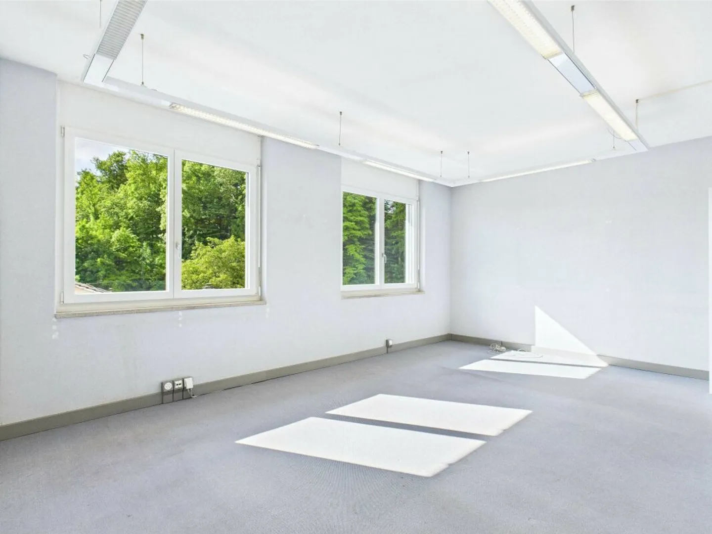 Espaces de bureau attrayants au cœur de Zurich-Seebach - Photo 12 sur 12