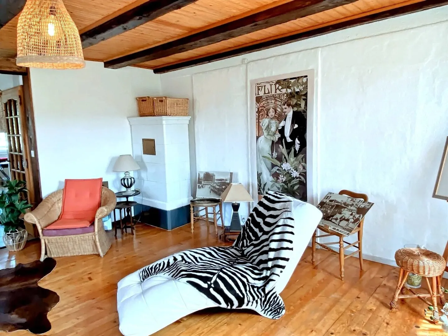 3.5 Room Apartment - Photo 2 of 13