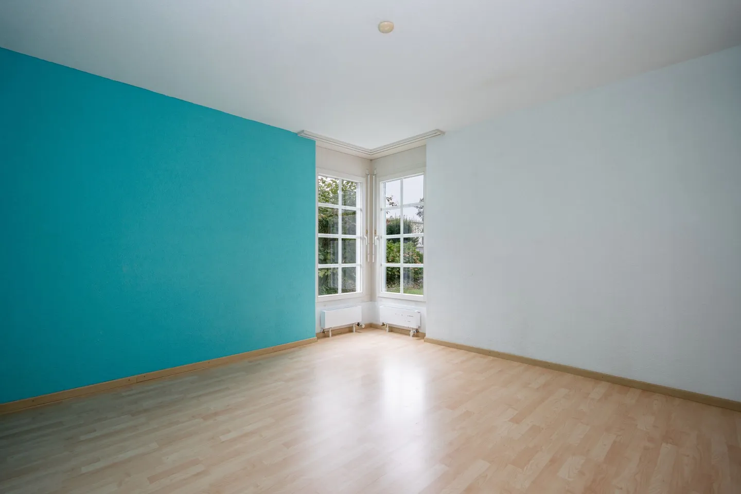 Casa bifamiliare - Appartamento duplex di 5½ stanze, appartamento giardino di 4½ stanze - Foto 23 di 28