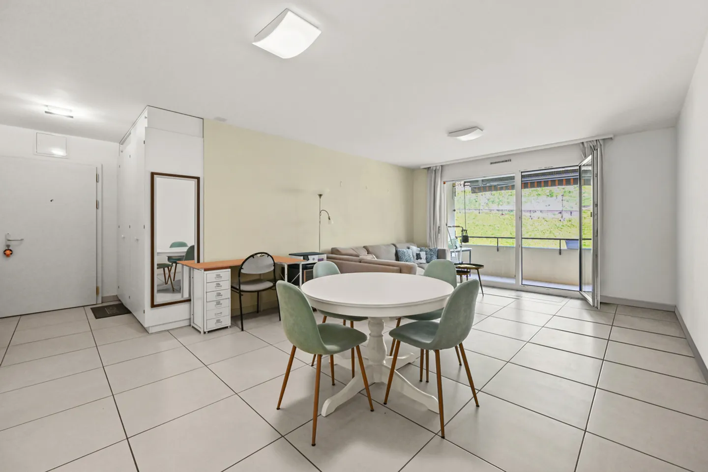 Appartement spacieux à Vevey - Photo 3 sur 8