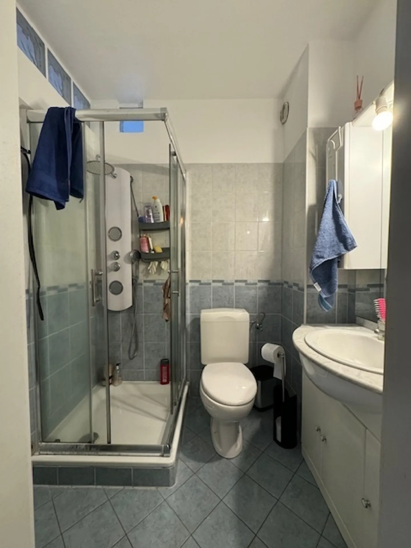 GIORNICO - Renovated 4-room apartment - 100 sqm - Photo 9 of 14