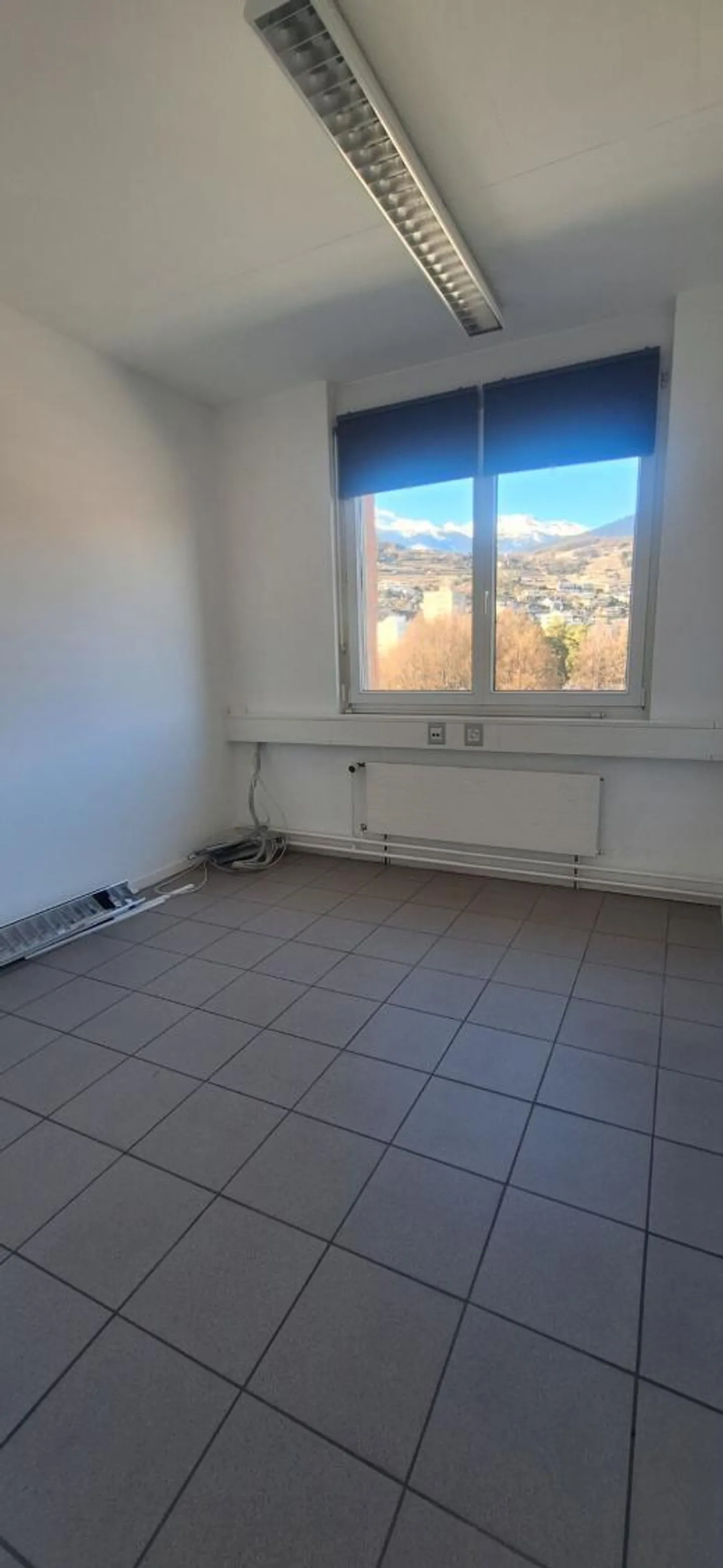 Commercial Property of 80 m2 - Photo 6 of 7