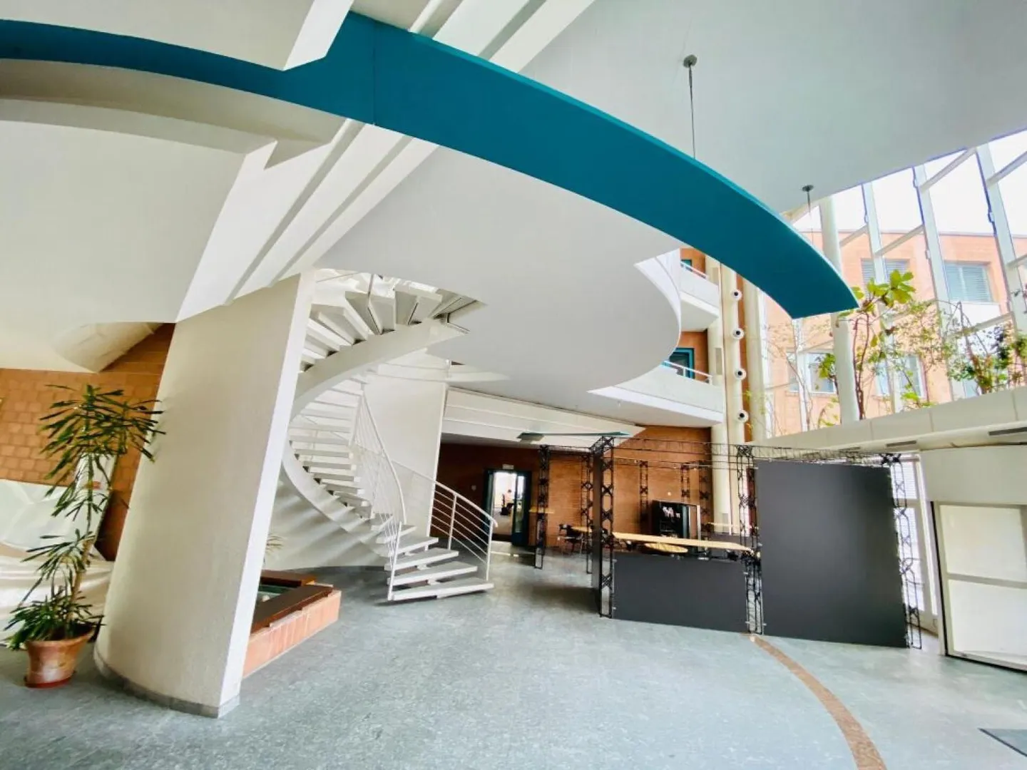 Commercial Property of 80 m2 - Photo 7 of 7