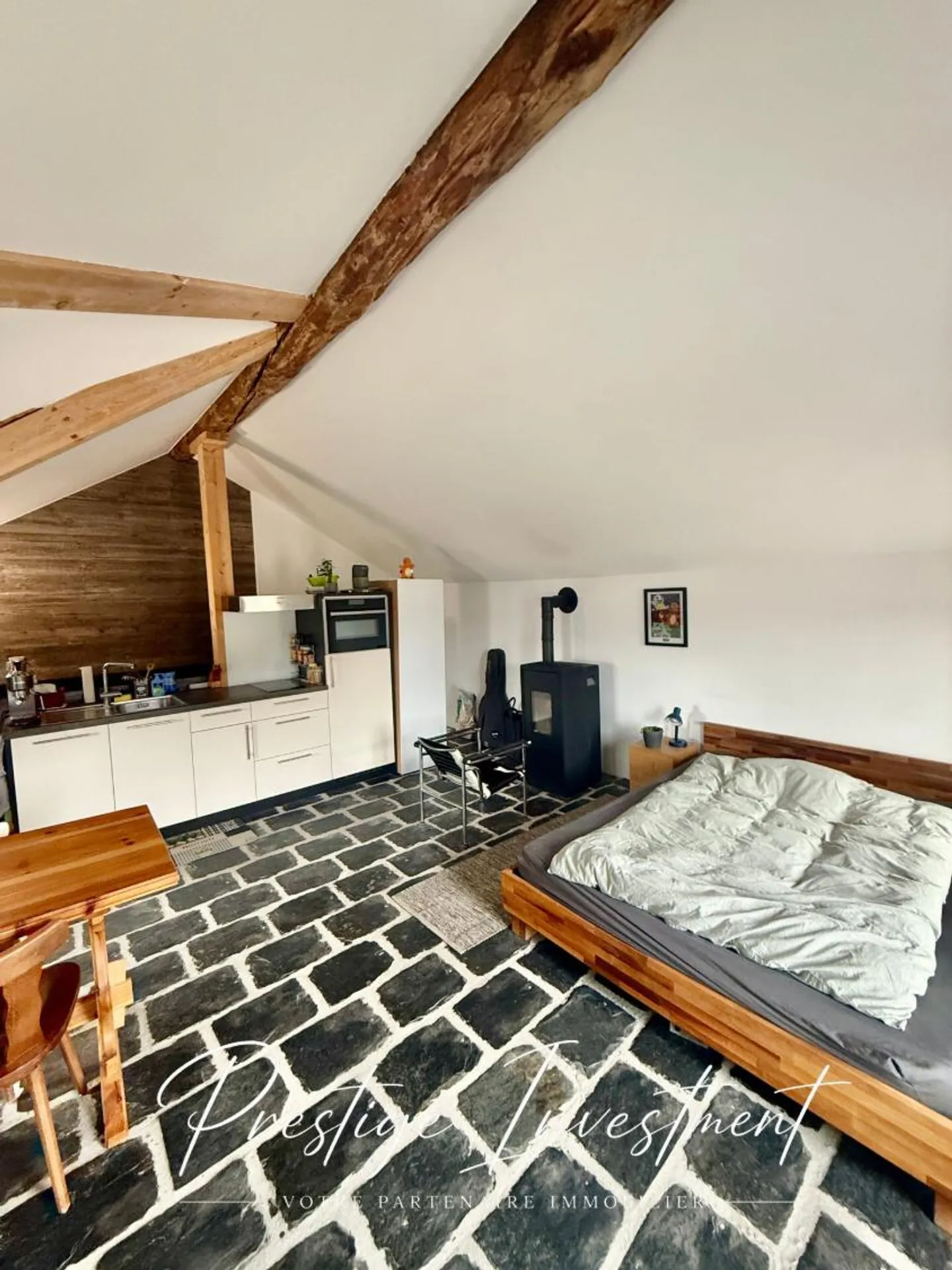 STUDIO CHARMANT PER AFFITTO - 52 M2, MASE! (MONT-NOBLE) - Foto 2 di 10