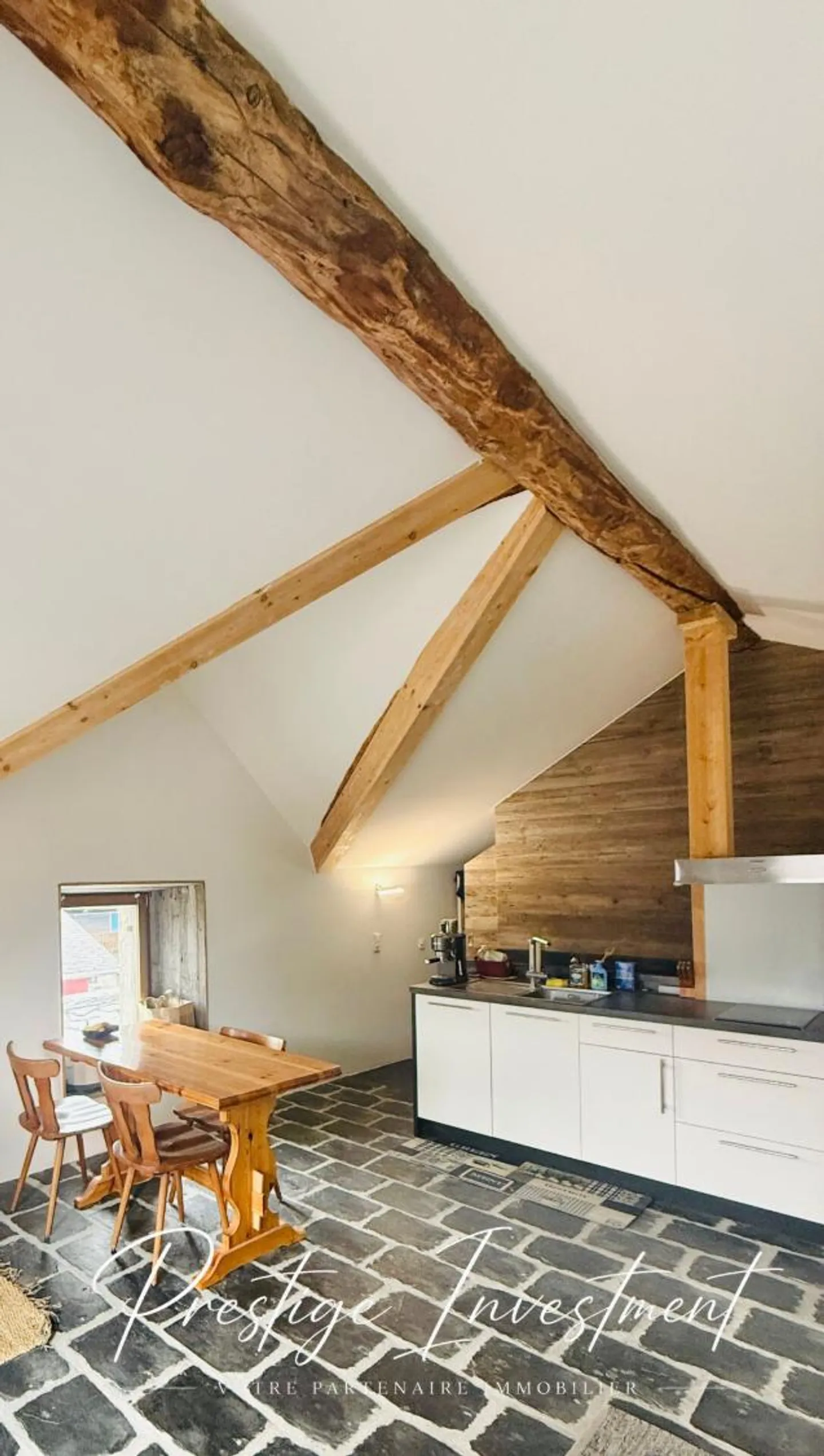STUDIO CHARMANT PER AFFITTO - 52 M2, MASE! (MONT-NOBLE) - Foto 3 di 10