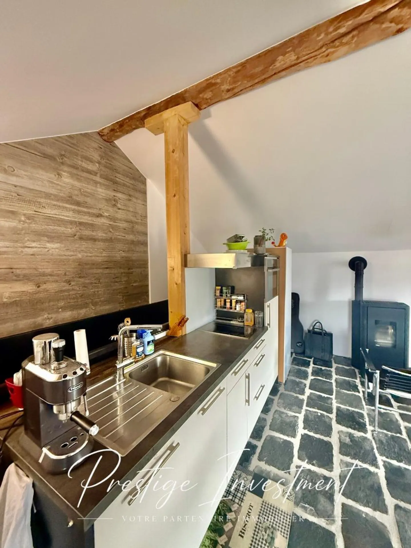 STUDIO CHARMANT PER AFFITTO - 52 M2, MASE! (MONT-NOBLE) - Foto 4 di 10