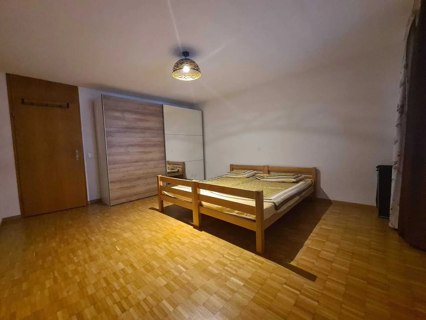 Spacious Apartment in Bern - Photo 2 of 10