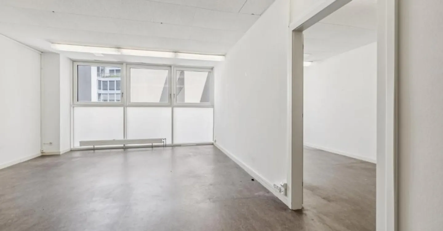 Spazio per studio o ufficio tra Bankverein e Aeschenplatz - Foto 2 di 6
