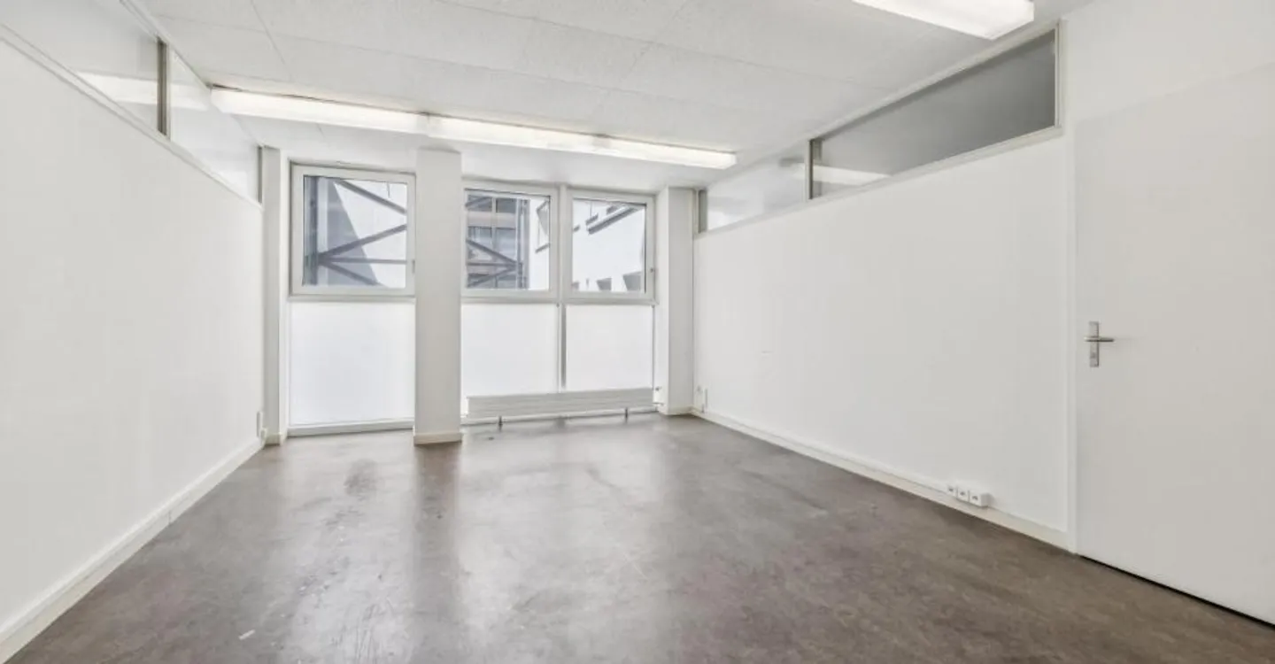 Spazio per studio o ufficio tra Bankverein e Aeschenplatz - Foto 3 di 6