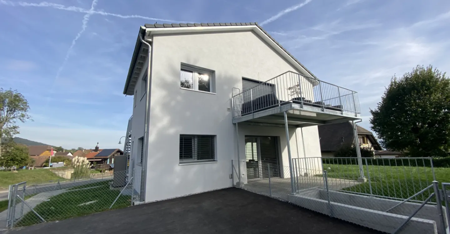 Accommodation with two terraces and private garden - Photo 1 of 10