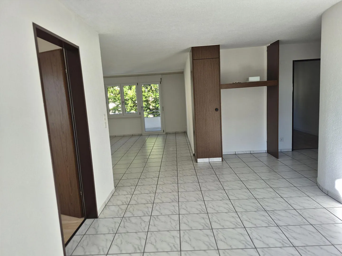 Appartamento 3 1/2 locali in posizione tranquilla - Foto 1 di 9