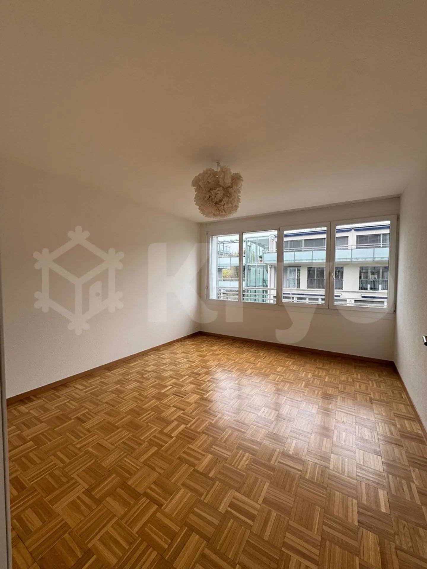 Wunderschöne 6-Zimmer-Wohnung im 2. Stock in Versoix - Foto 5 von 11