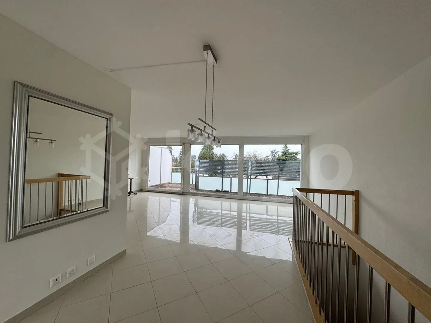 Wunderschöne 6-Zimmer-Wohnung im 2. Stock in Versoix - Foto 2 von 11