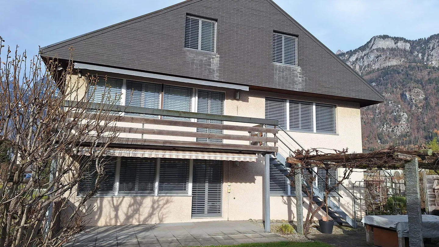 Bell'appartamento di 4,5 stanze in una casa bifamiliare - Foto 18 di 19