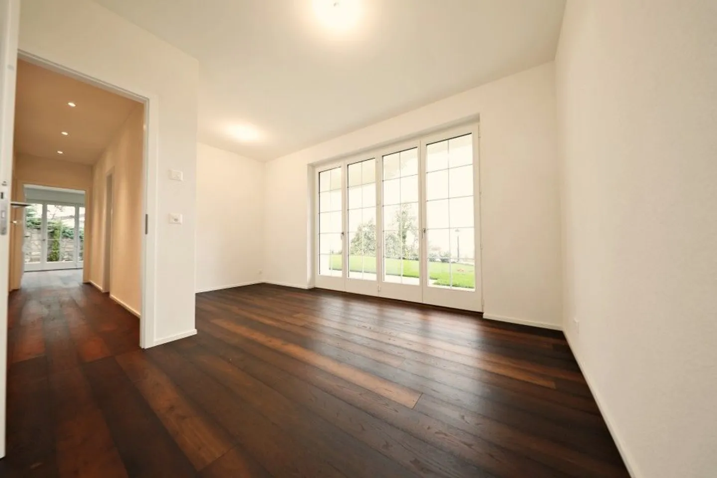 Magnificent villa 7.5 rooms / 5 bedrooms / 4 bathrooms / Terrace with garden - Photo 11 of 13