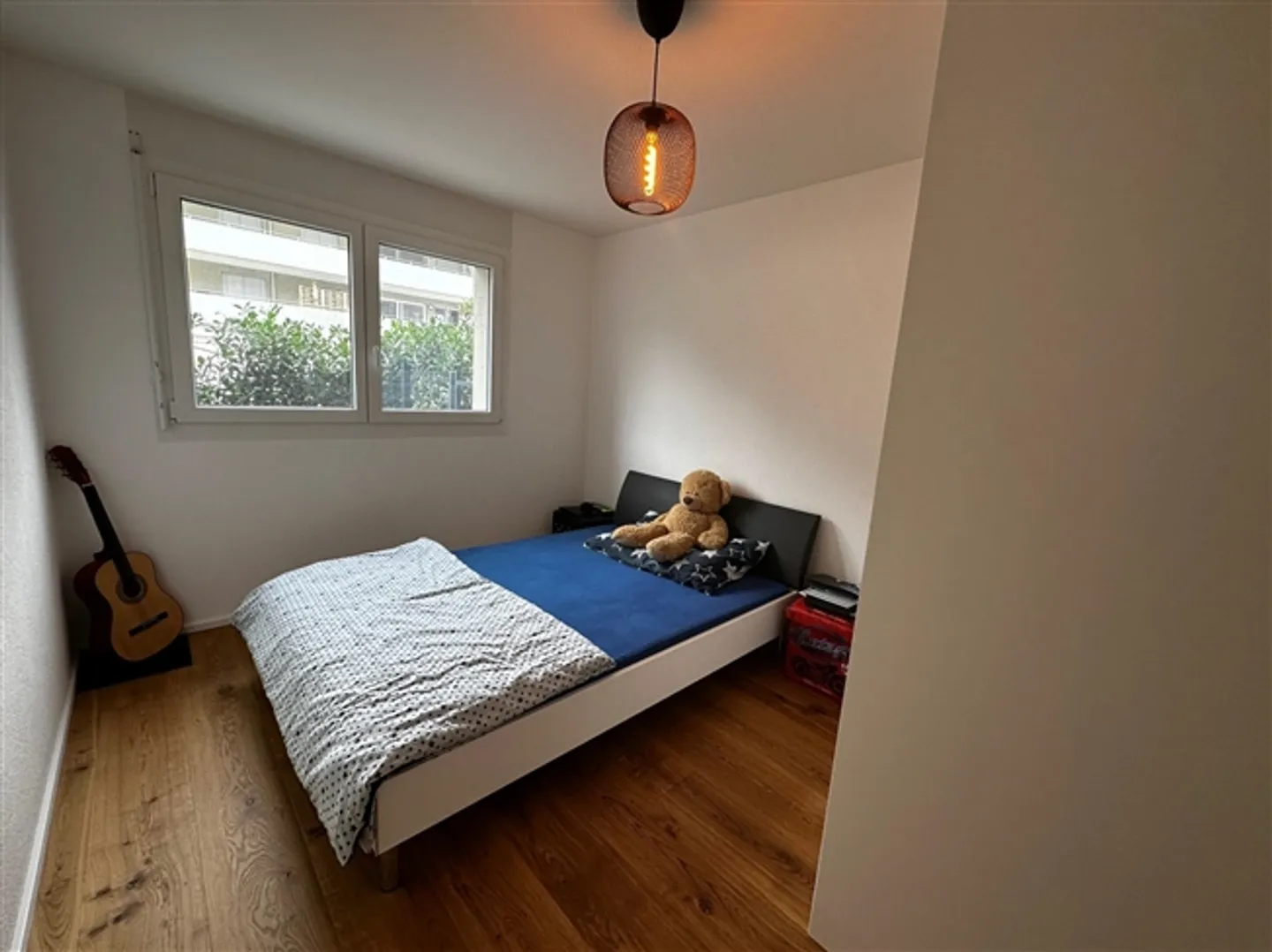 A magnificent 4-room ground floor apartment with terrace and very large private lawn - Photo 8 of 15