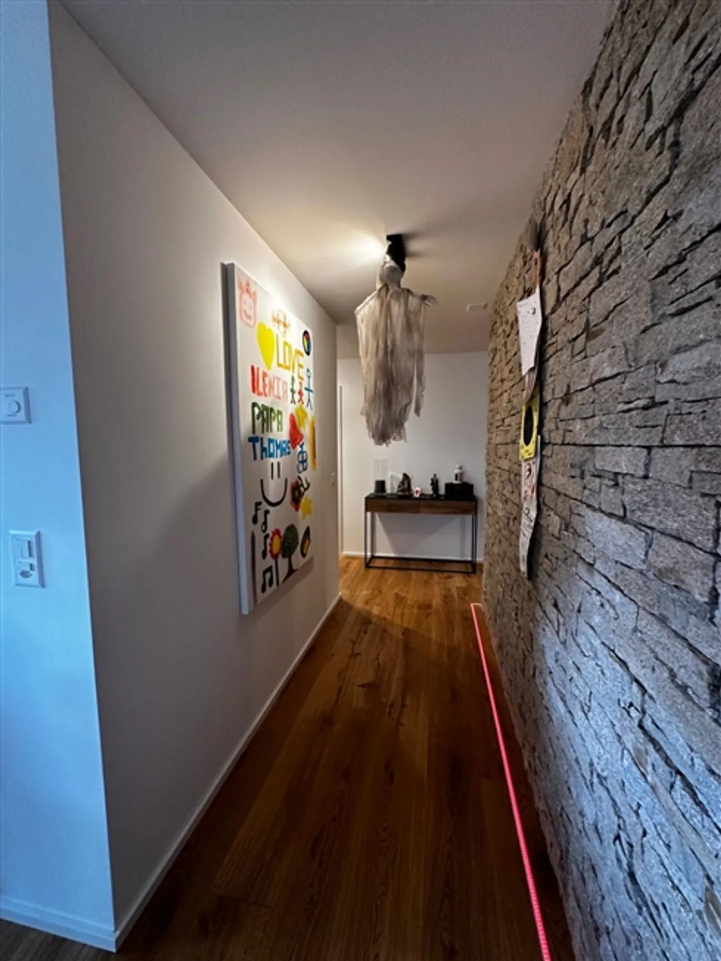 A magnificent 4-room ground floor apartment with terrace and very large private lawn - Photo 11 of 15