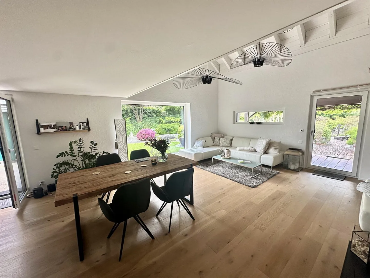 Casa unifamiliare con padiglione nel giardino giapponese - Foto 6 di 21