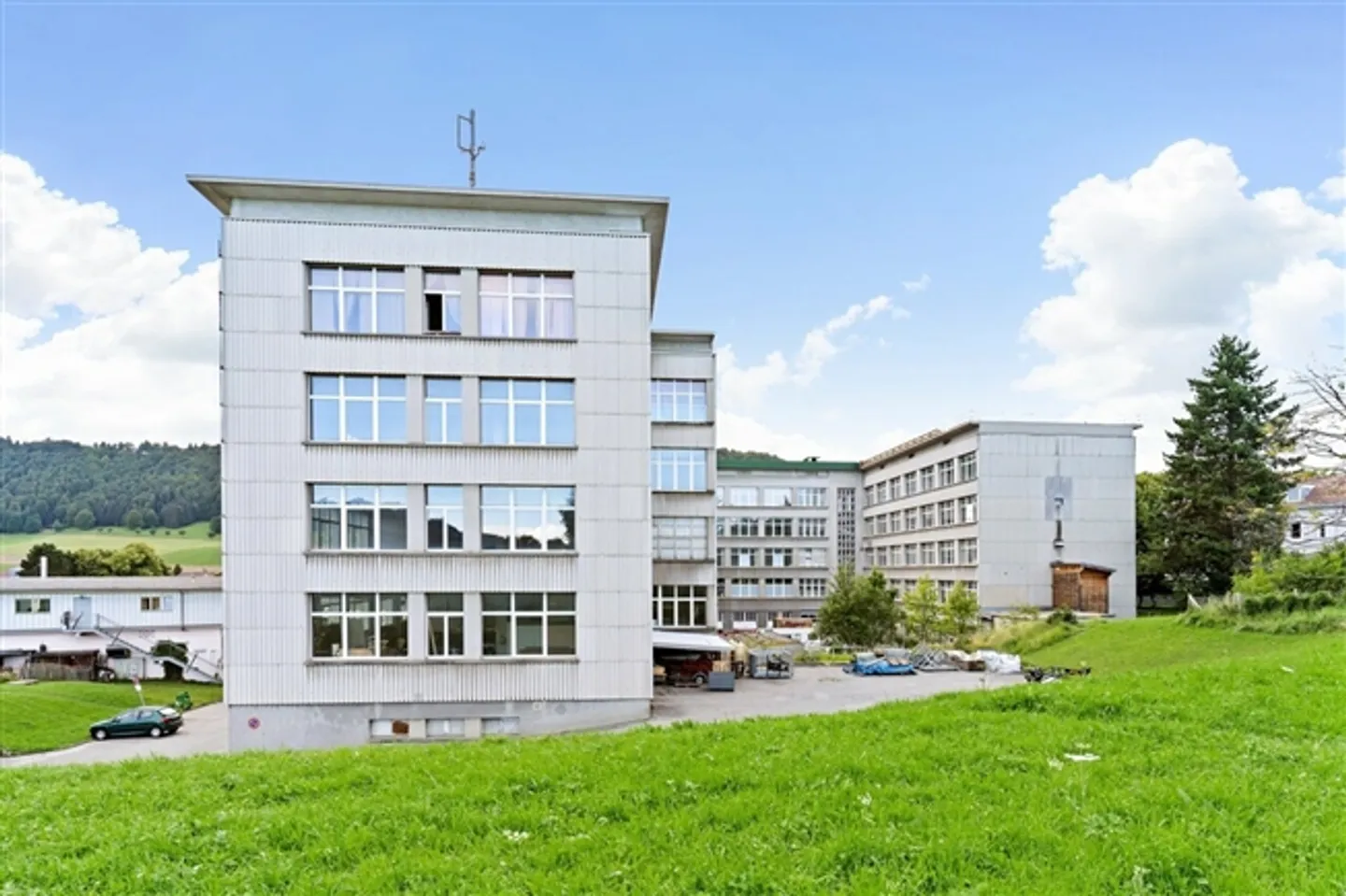 Flexibler Gewerberaum zu Vermieten - Foto 1 von 6