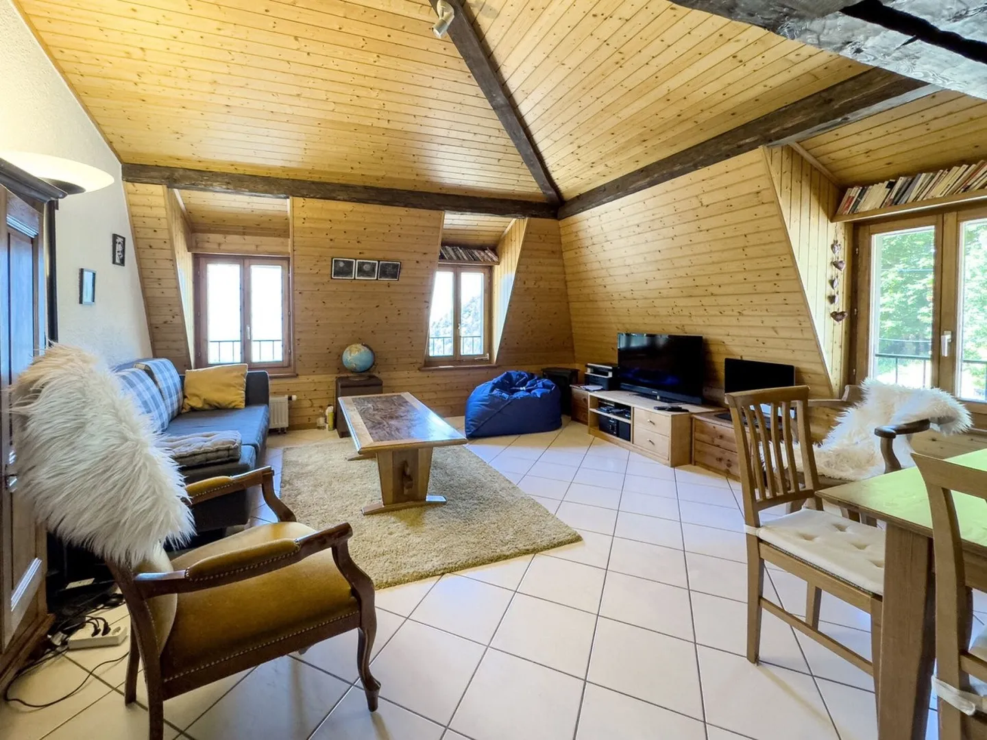 Appartamento attico con 3,5 stanze. - Foto 6 di 13
