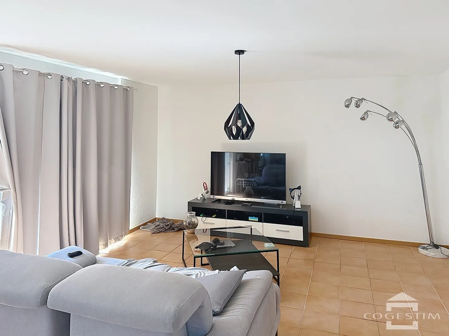 Appartamento 5.5 stanze - Foto 3 di 9