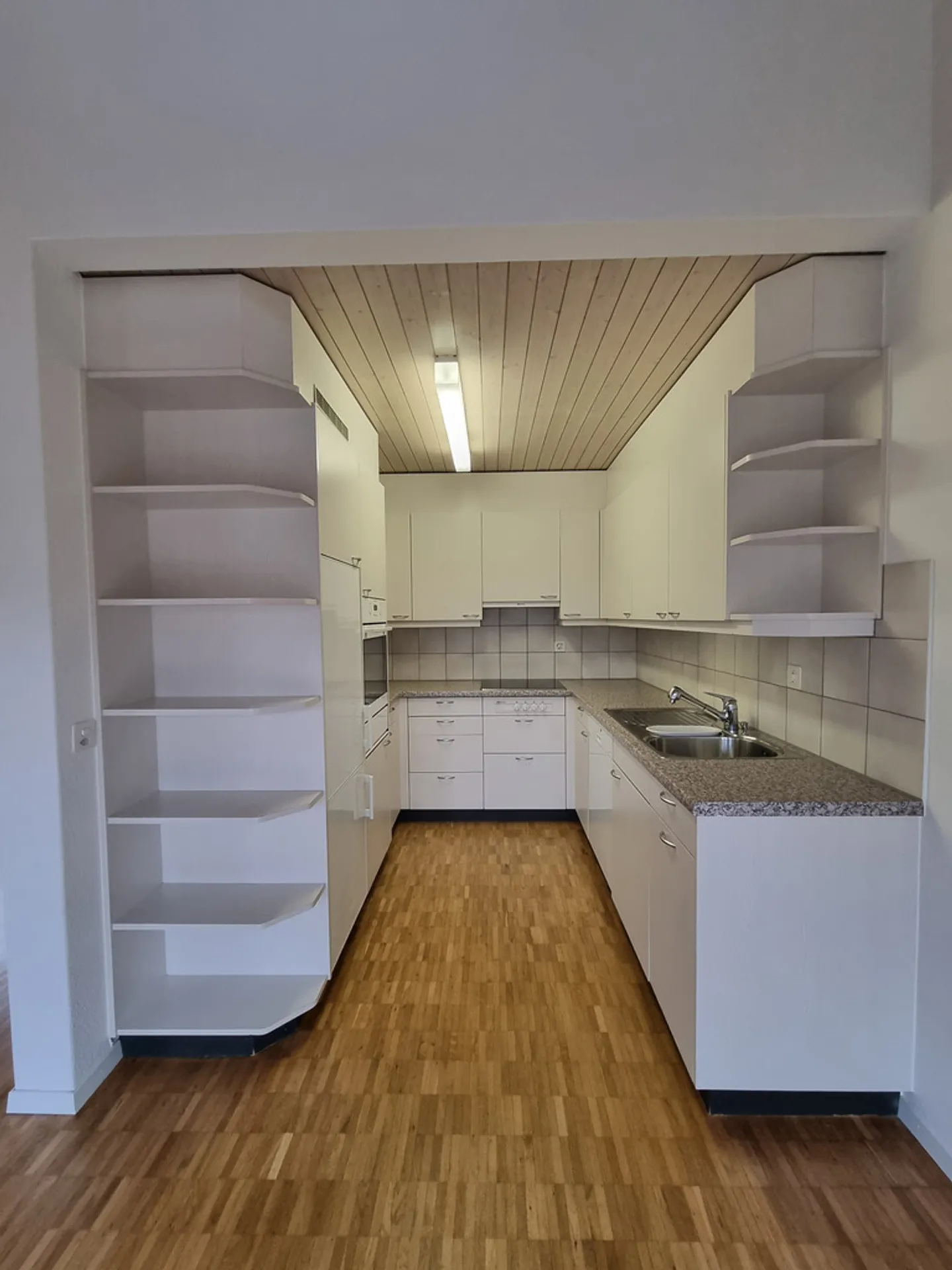 Maisonette apartment on two floors in the village center! - Photo 2 of 6