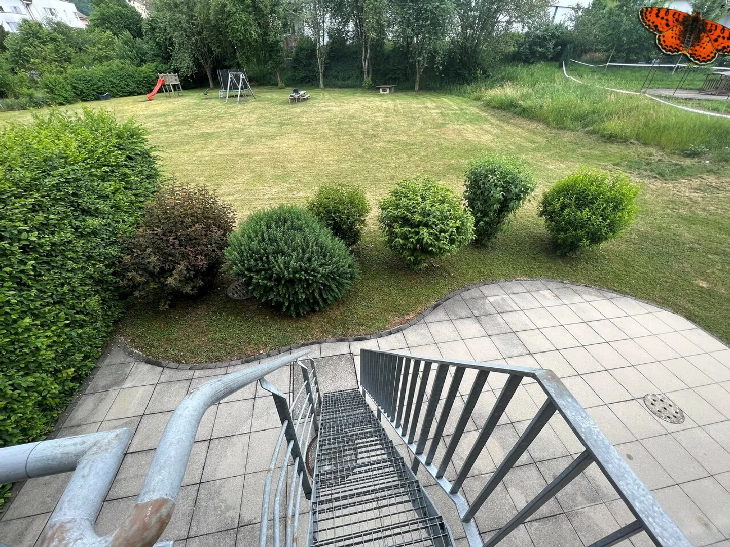 Charming Family Home with Garden - Photo 3 of 9