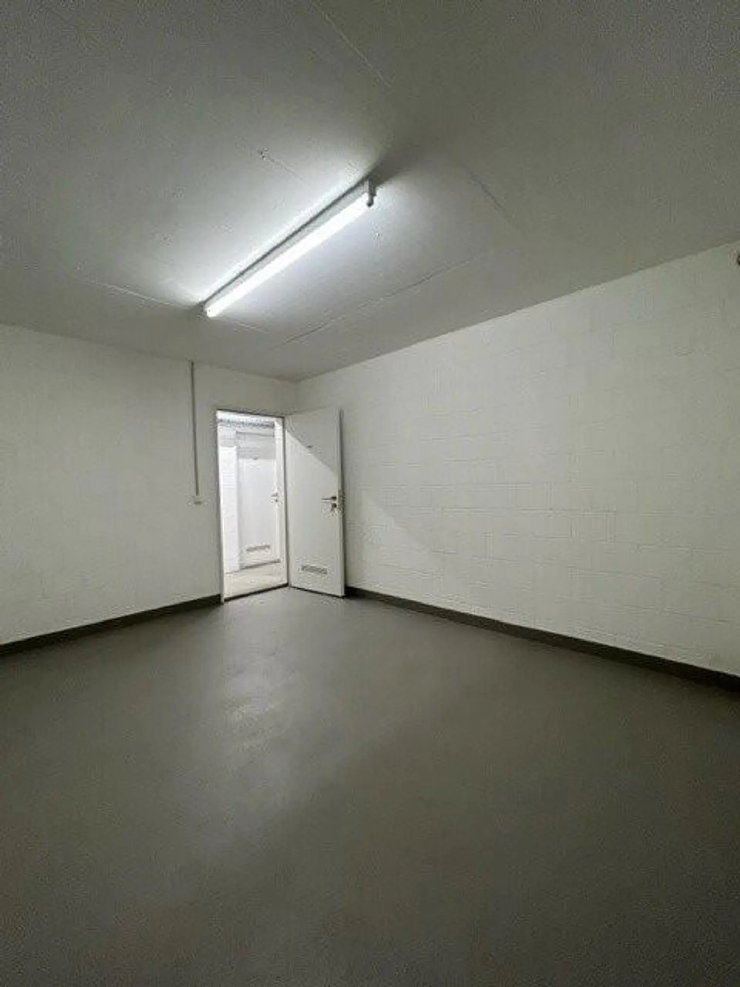 Storage room for rent in Möhlin. - Photo 2 of 2