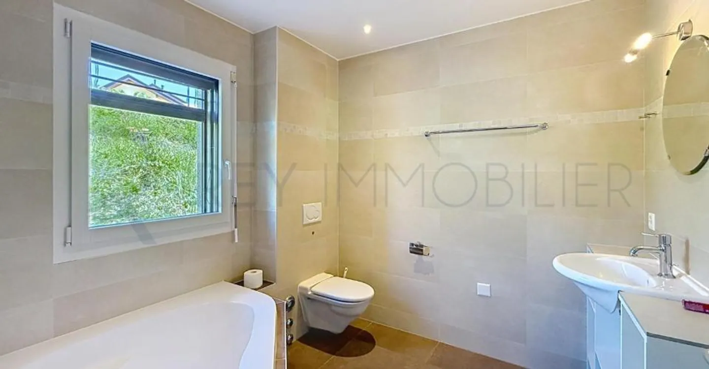 Appartement Charmant avec Jardin - Photo 6 sur 10