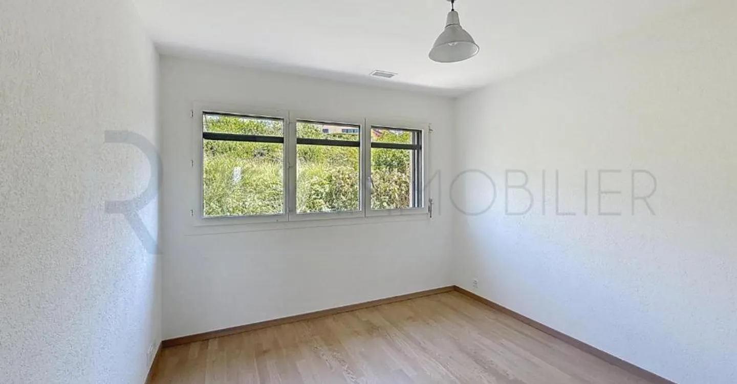 Appartement Charmant avec Jardin - Photo 7 sur 10