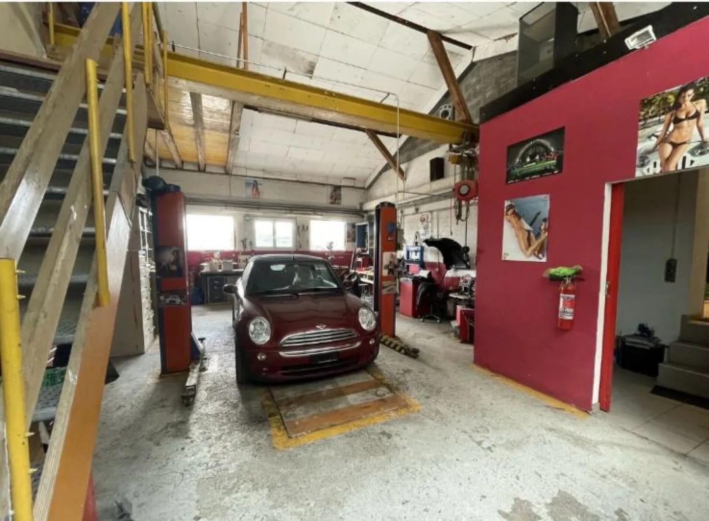 Vehicle Workshop for Rent in Neyruz - Photo 6 of 7
