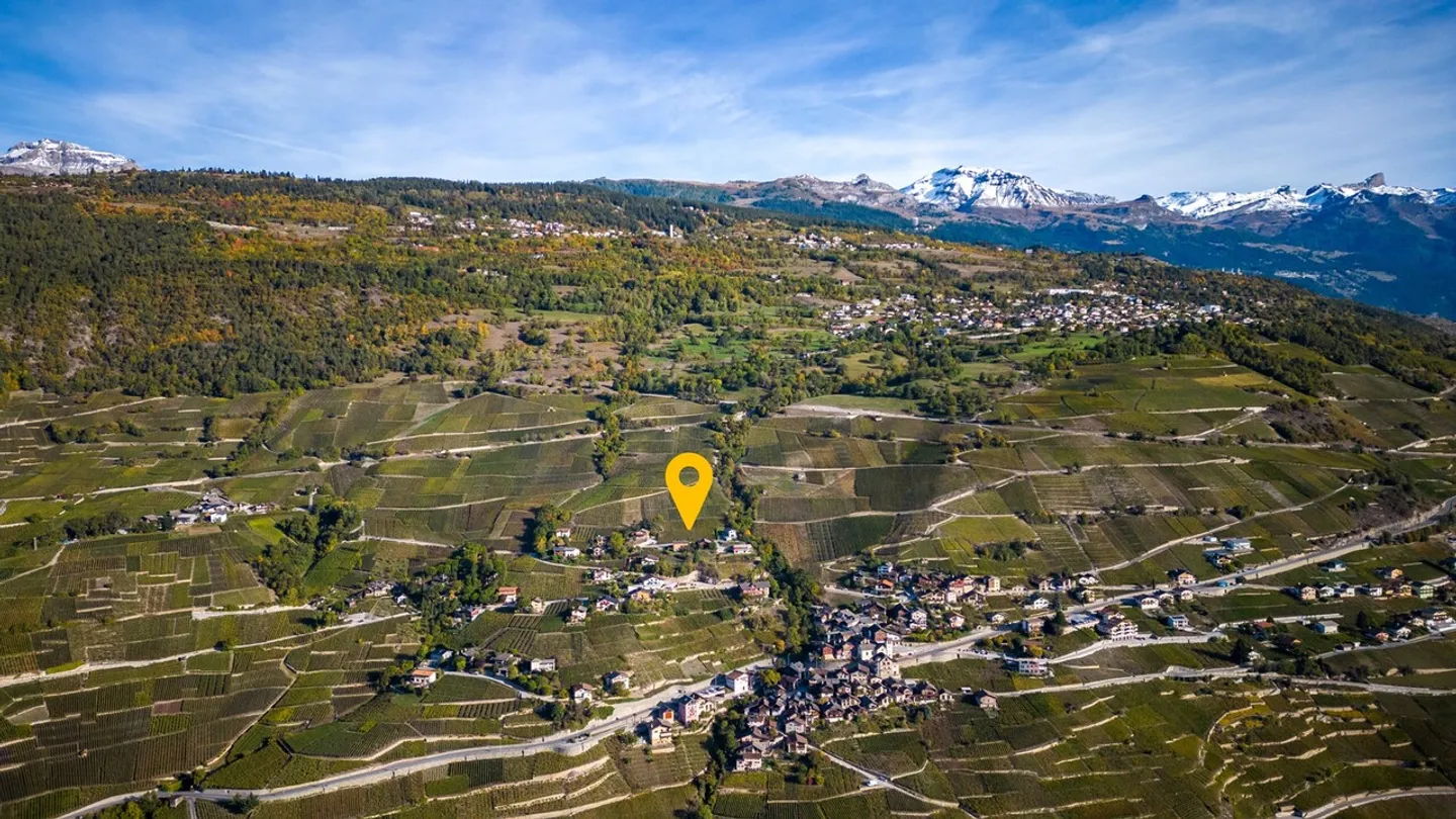 TERRAIN AVEC PERMIS DE CONSTRUIRE VALIDE - 10 APPARTEMENTS - CALME ET VUE - EXCLUSIF - Photo 6 sur 8