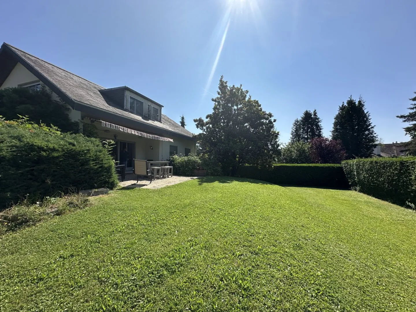 Magnifica villa 8,5p / 6 camere + ufficio / Giardino - Foto 1 di 13