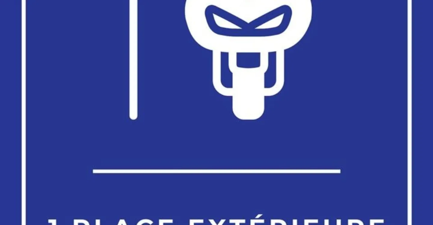 Posto auto esterno cerca pilota - Foto 1 di 2