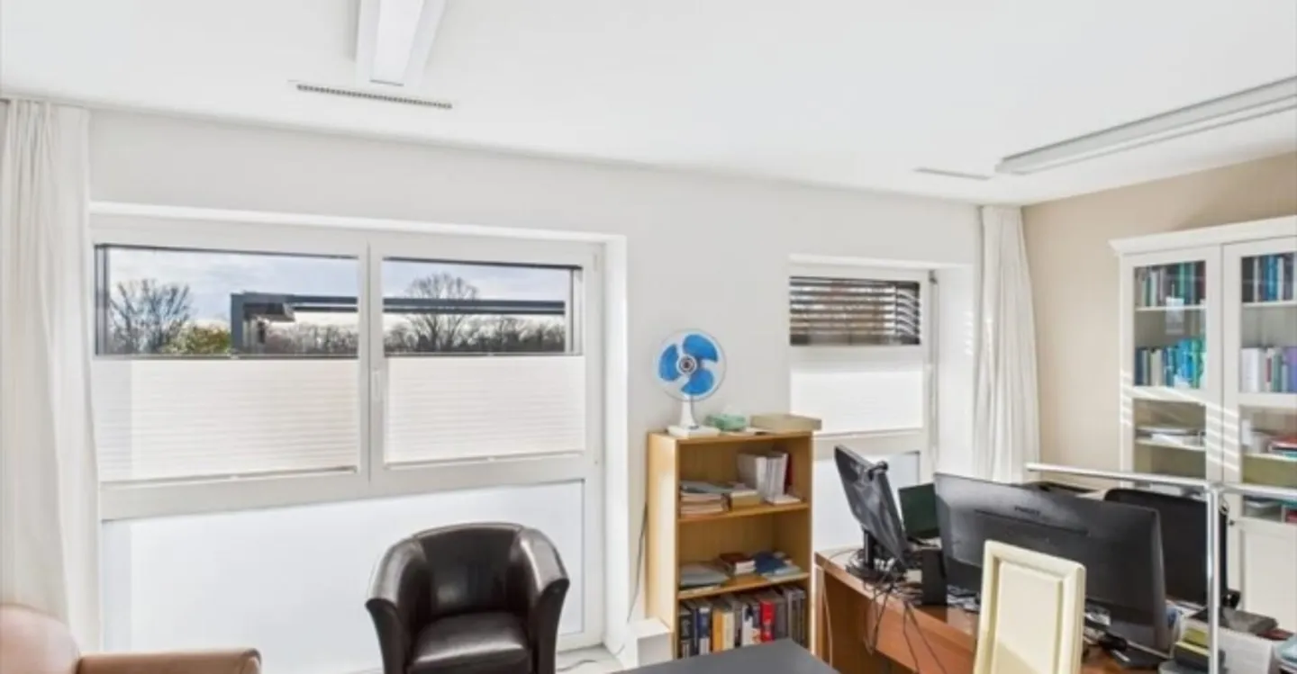Büro - Foto 1 von 7