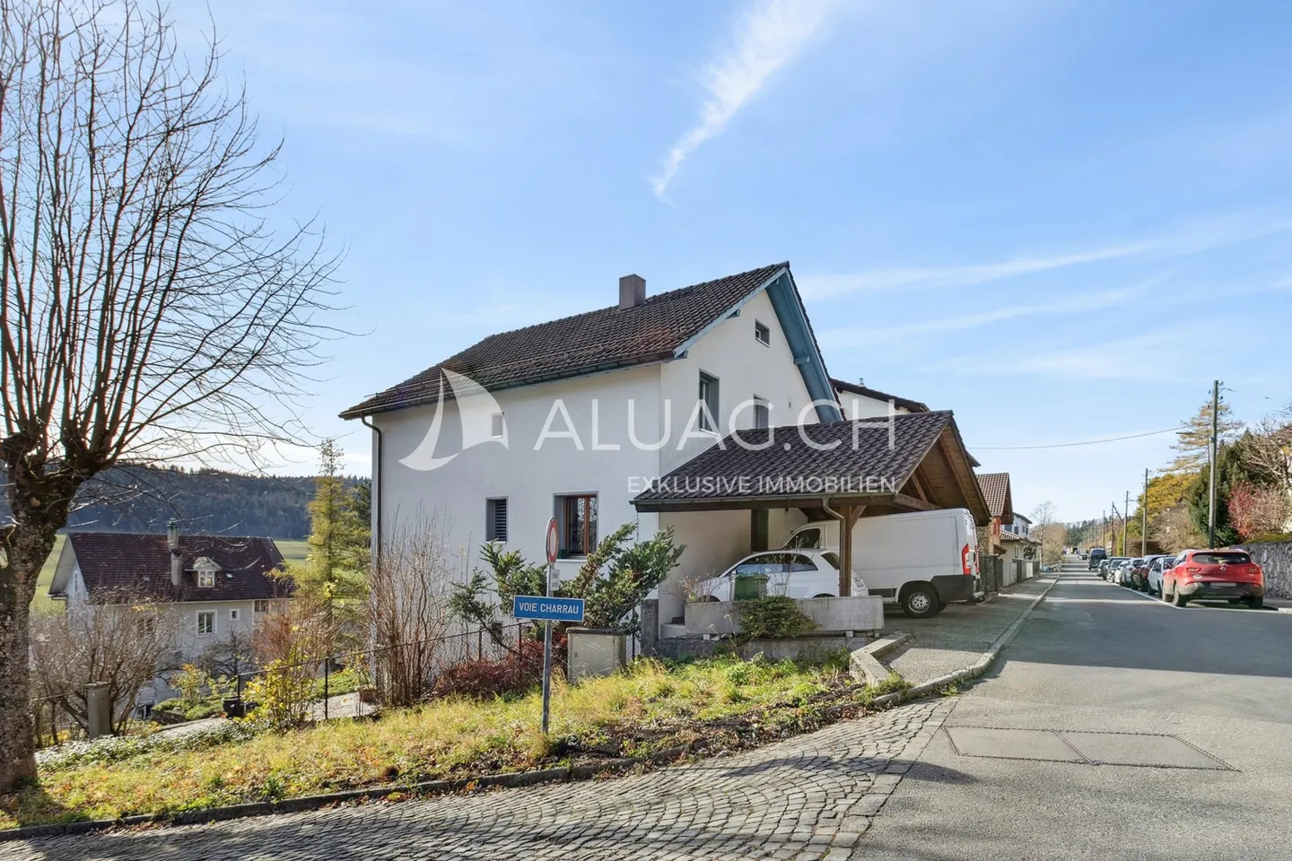 Single house for sale - Photo 1 of 35