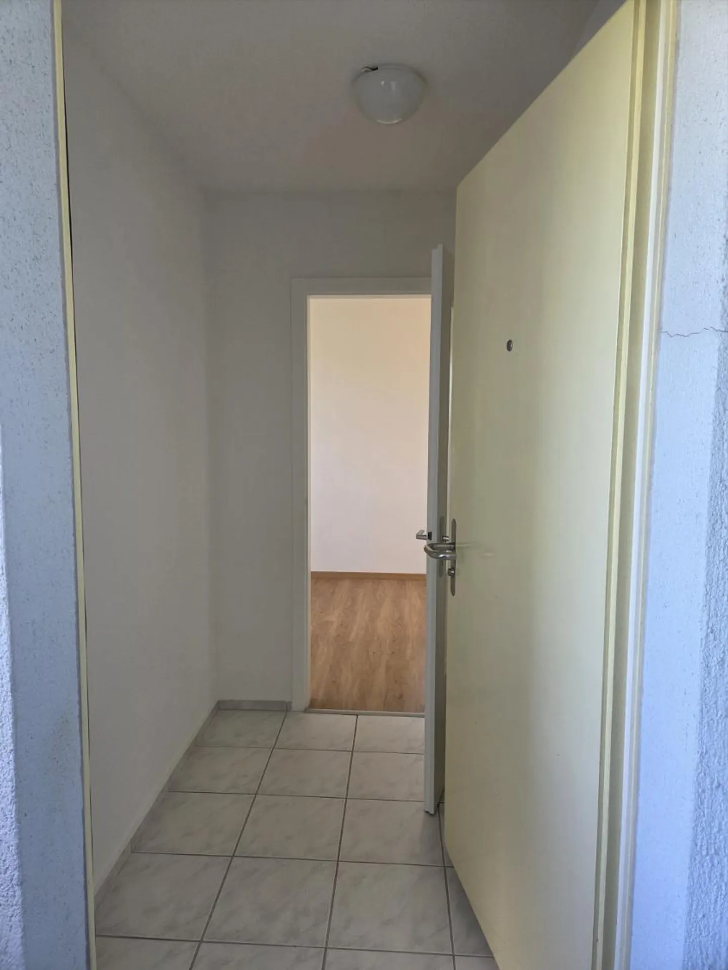 Helle 4½-Zimmer-Wohnung mit Balkon - Foto 1 von 10