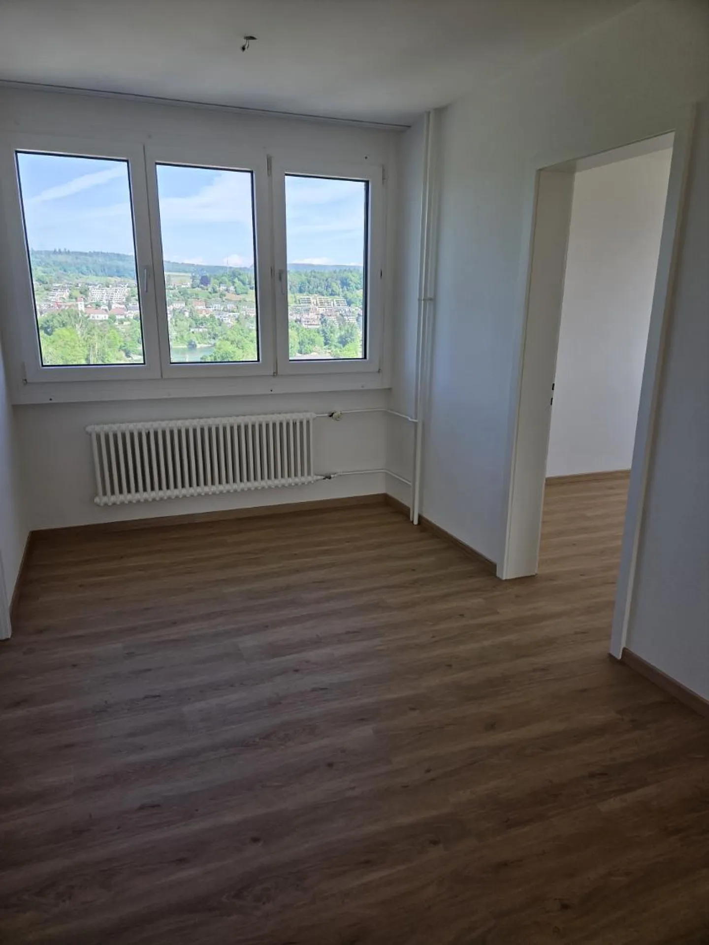 Helle 4½-Zimmer-Wohnung mit Balkon - Foto 2 von 10