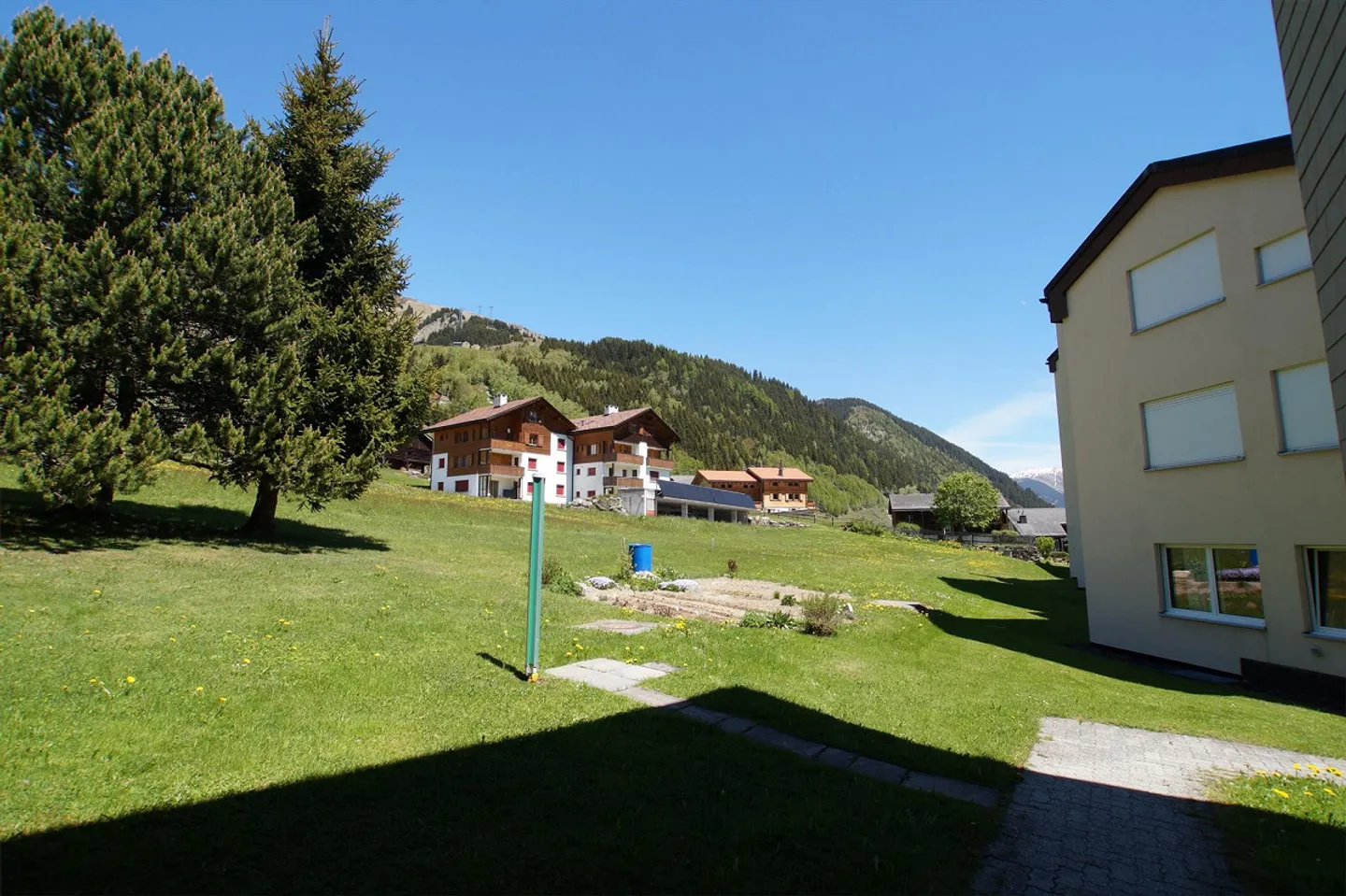 Charmante Wohnung in Sedrun - Foto 4 von 17